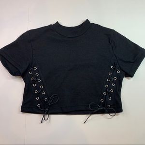romwe black lace up crop top